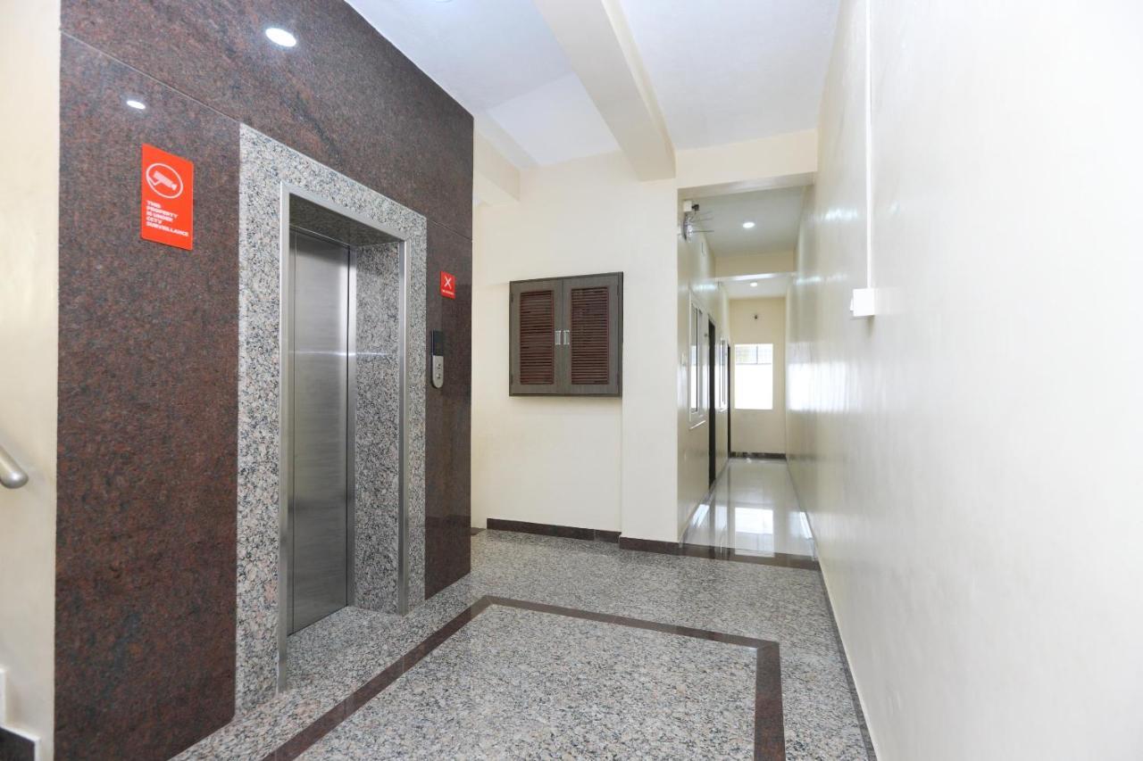 Hotel Oyo 14934 Kalyani Grand à Chennai Extérieur photo